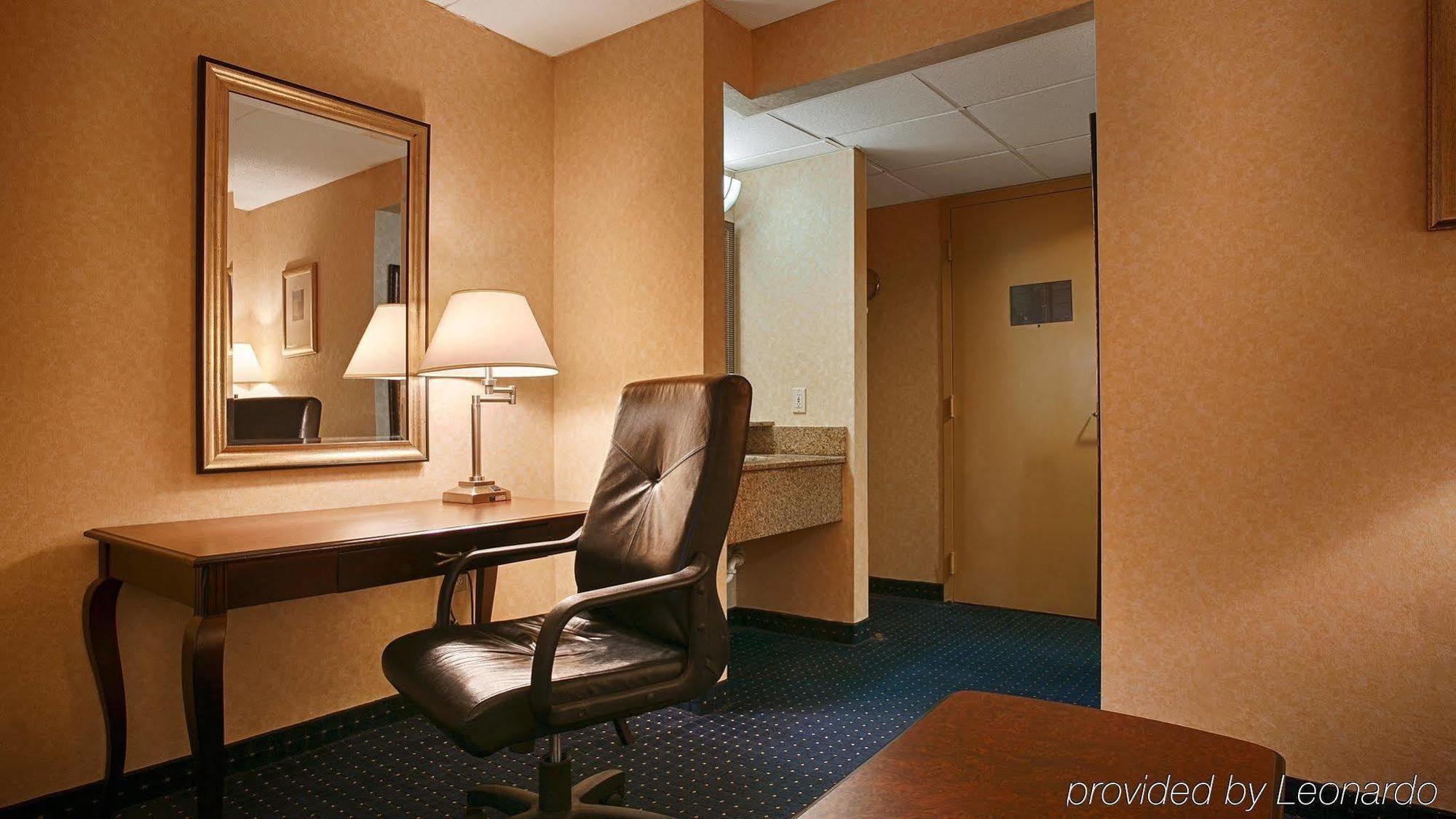 Best Western Historic Frederick Eksteriør billede